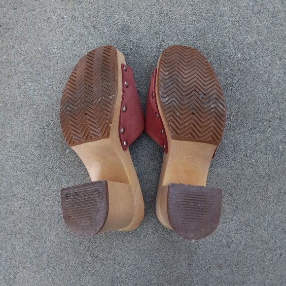 Vintage Studded Heeled Mules - Picture 9 of 16